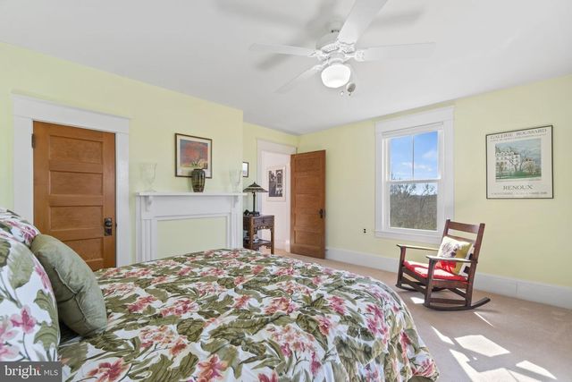 12720 LEE HWY, Washington, VA 22747