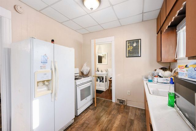 85 Frisbie Avenue, Battle Creek, MI 49037