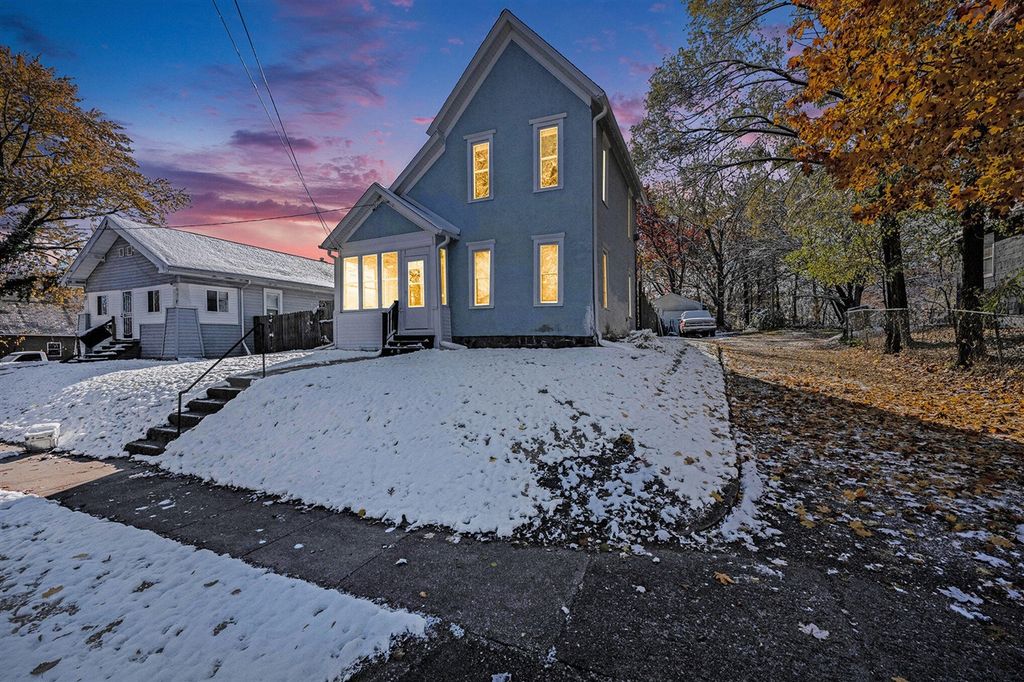 85 Frisbie Avenue, Battle Creek, MI 49037