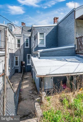1146 COTTON ST, Reading, PA 19602