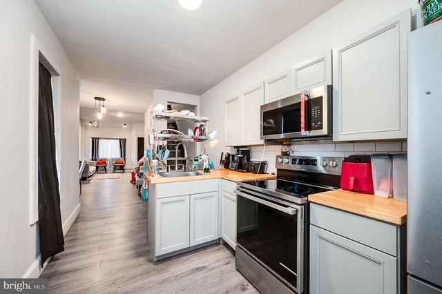 1146 COTTON ST, Reading, PA 19602
