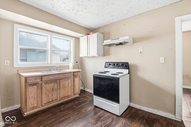 4315 E 30th Street, Indianapolis, IN 46218