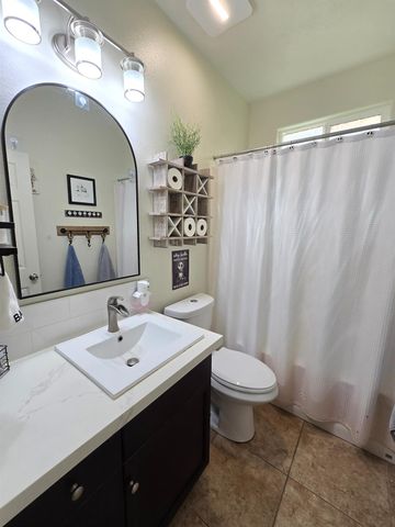 4153 Chessa Lane, Clovis, CA 93619