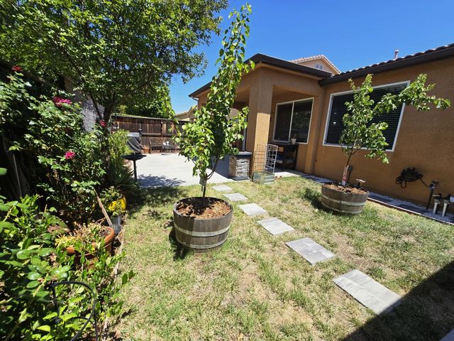 4153 Chessa Lane, Clovis, CA 93619