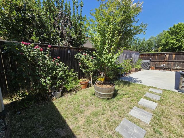 4153 Chessa Lane, Clovis, CA 93619