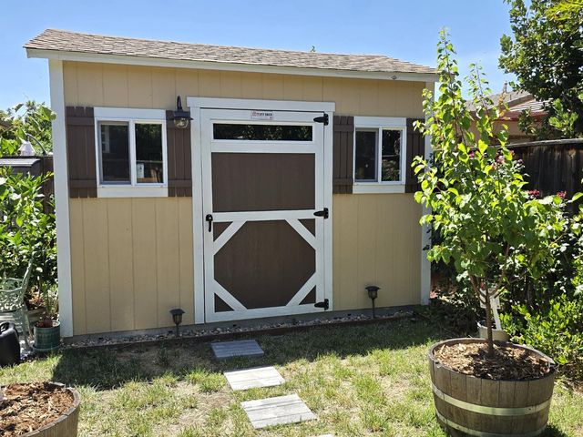 4153 Chessa Lane, Clovis, CA 93619