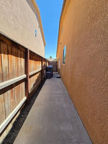 4153 Chessa Lane, Clovis, CA 93619