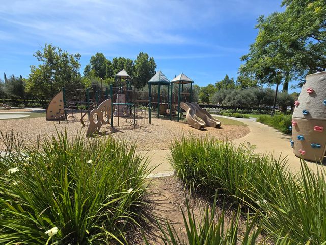 4153 Chessa Lane, Clovis, CA 93619