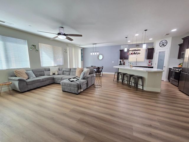 4153 Chessa Lane, Clovis, CA 93619