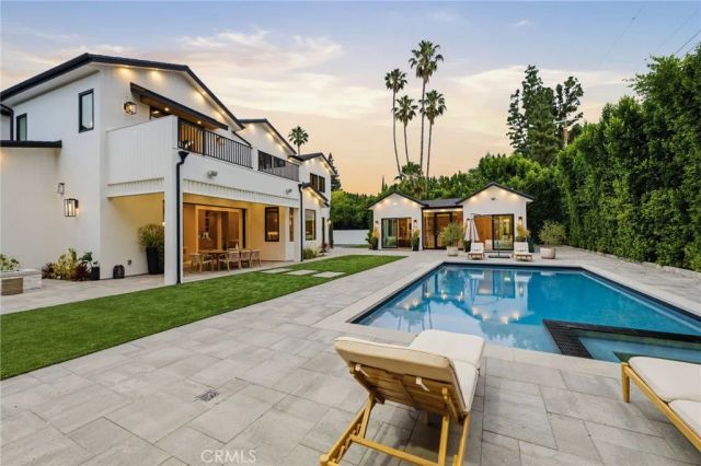5414 Genesta, Encino, CA 91316