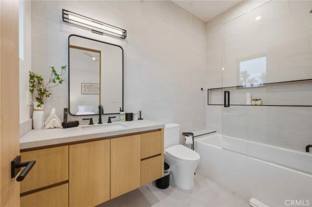 5414 Genesta, Encino, CA 91316