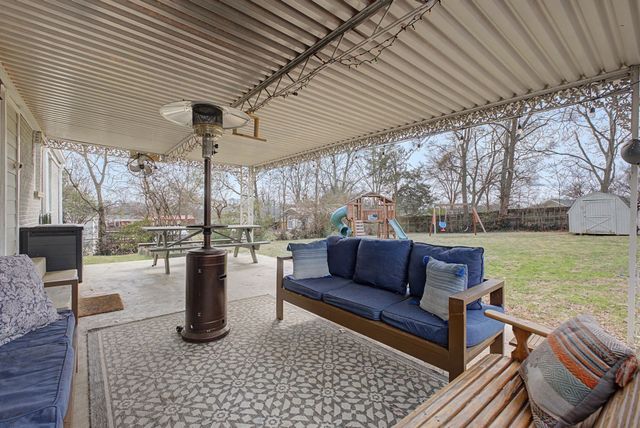 809 Chadwell Dr, Madison, TN 37115