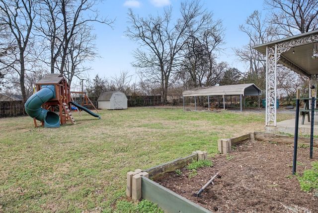 809 Chadwell Dr, Madison, TN 37115