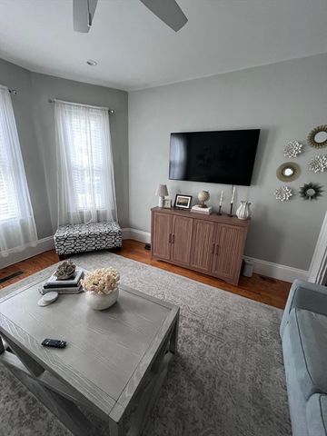 883 E 4th St 2, Boston, MA 02127