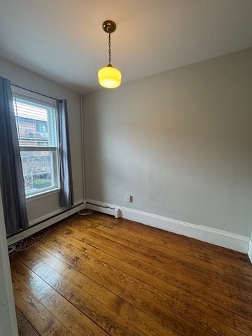 883 E 4th St 2, Boston, MA 02127