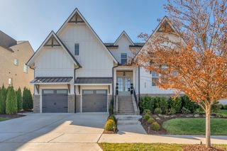 2709 Otterham Dr, Thompsons Station, TN 37179