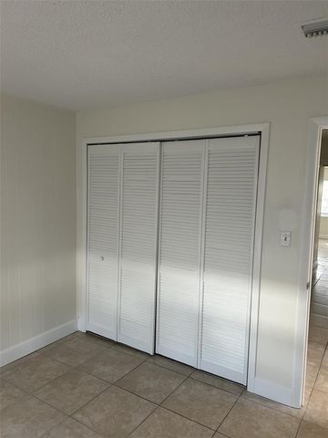 8334 DR MARTIN LUTHER KING JR STREET N, St Petersburg, FL 33702