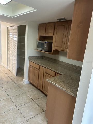 8334 DR MARTIN LUTHER KING JR STREET N, St Petersburg, FL 33702