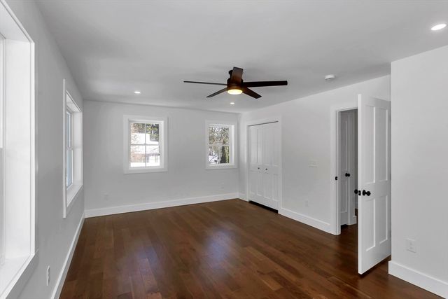 19 Cottage Ave, Southampton, MA 01073