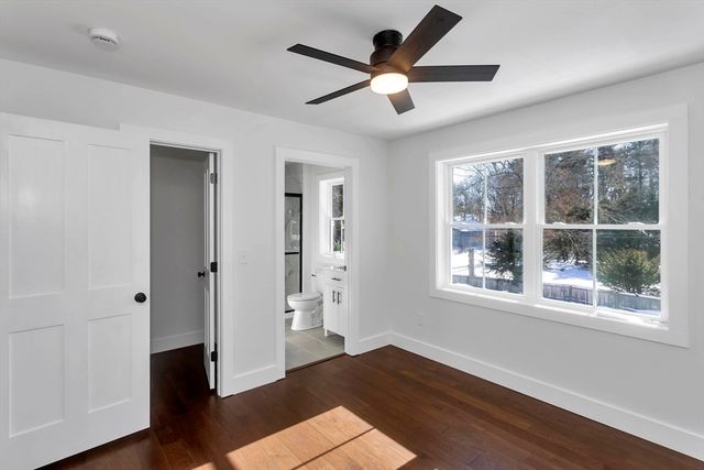 19 Cottage Ave, Southampton, MA 01073