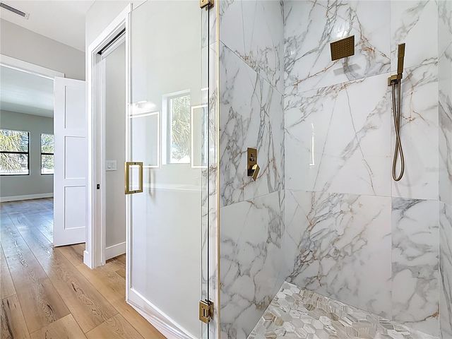 4219 W BAY VIEW AVENUE, Tampa, FL 33611