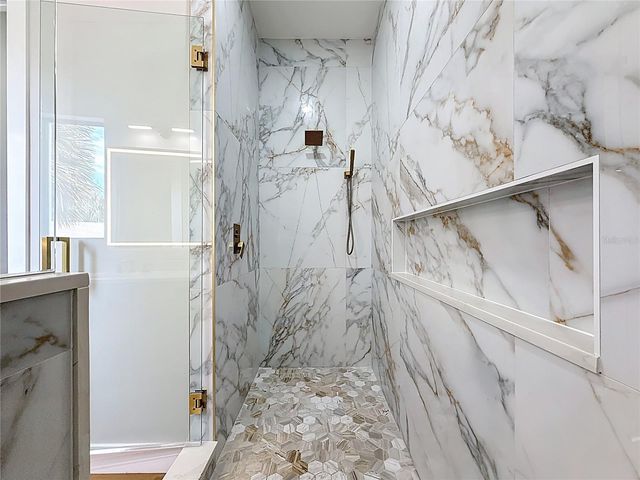 4219 W BAY VIEW AVENUE, Tampa, FL 33611