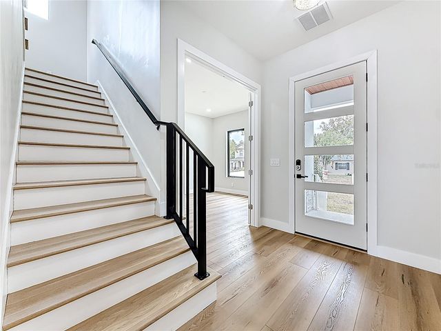 4219 W BAY VIEW AVENUE, Tampa, FL 33611