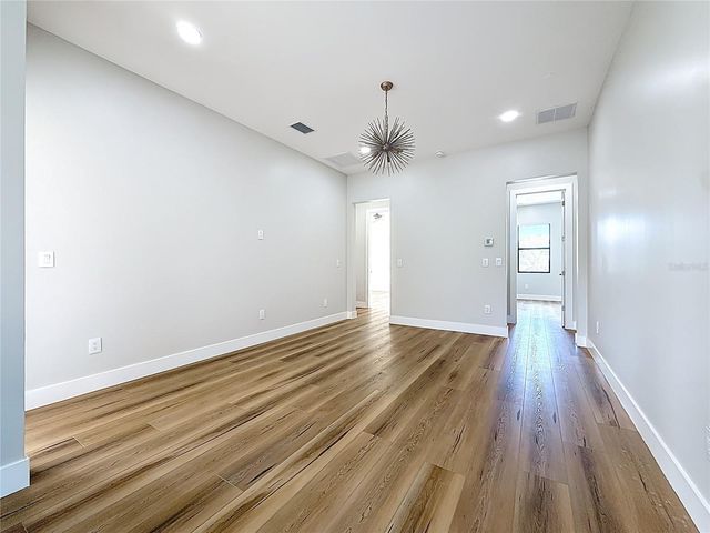 4219 W BAY VIEW AVENUE, Tampa, FL 33611