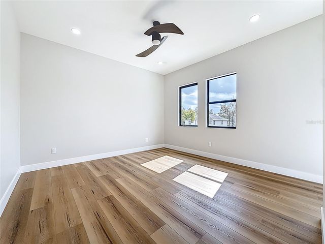 4219 W BAY VIEW AVENUE, Tampa, FL 33611