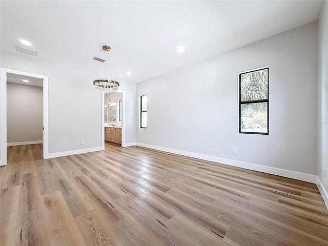 4219 W BAY VIEW AVENUE, Tampa, FL 33611