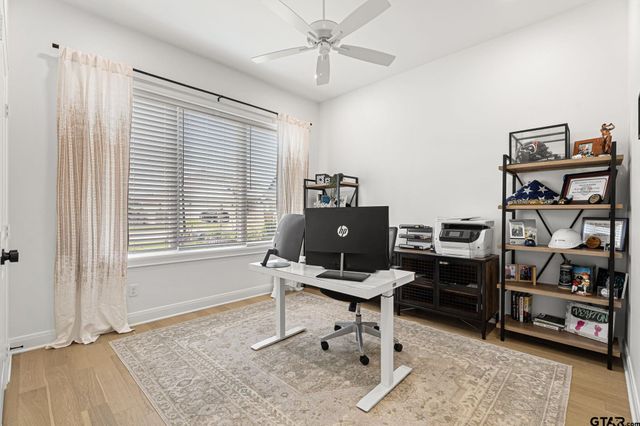 3143 Club Dr, Tyler, TX 75703