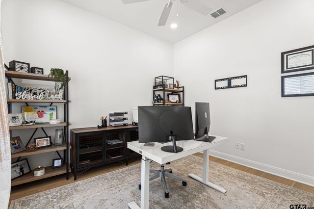 3143 Club Dr, Tyler, TX 75703