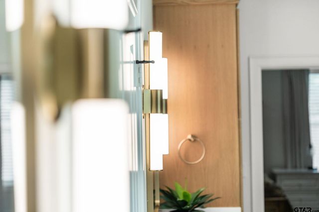 3143 Club Dr, Tyler, TX 75703