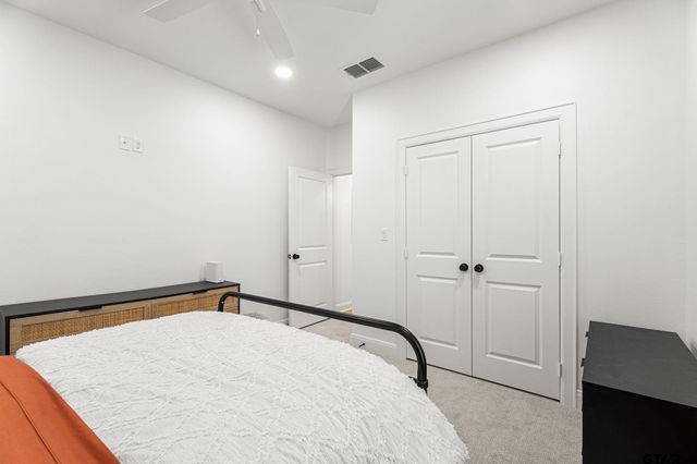 3143 Club Dr, Tyler, TX 75703