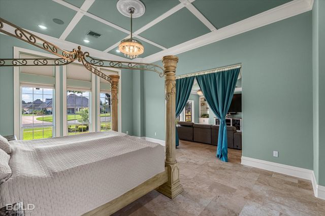 18 Dover Circle, Bossier City, LA 71111
