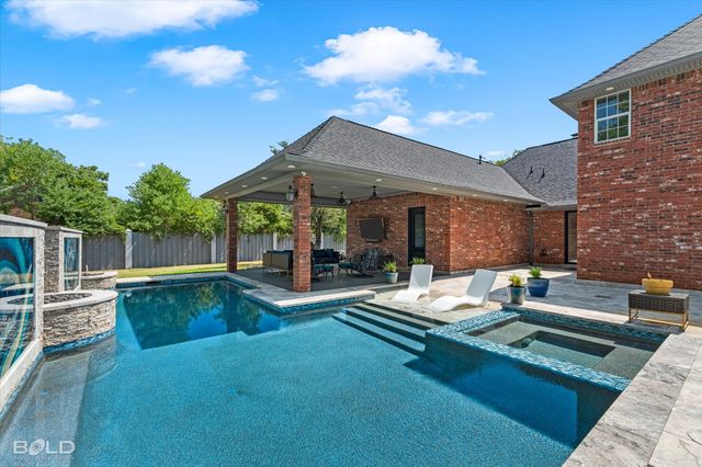 18 Dover Circle, Bossier City, LA 71111
