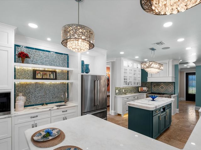 18 Dover Circle, Bossier City, LA 71111