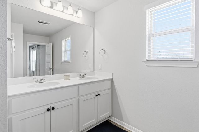 12508 Zenyatta DR, Buda, TX 78610