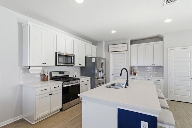 12508 Zenyatta DR, Buda, TX 78610