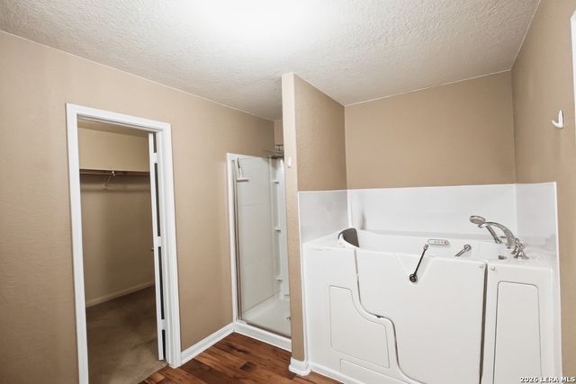 3327 Foster Meadows, San Antonio, TX 78222