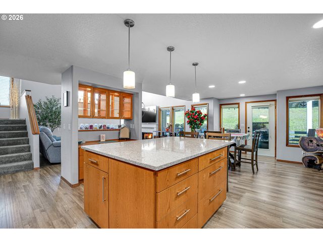2217 Ne 179TH St F11, Ridgefield, WA 98642