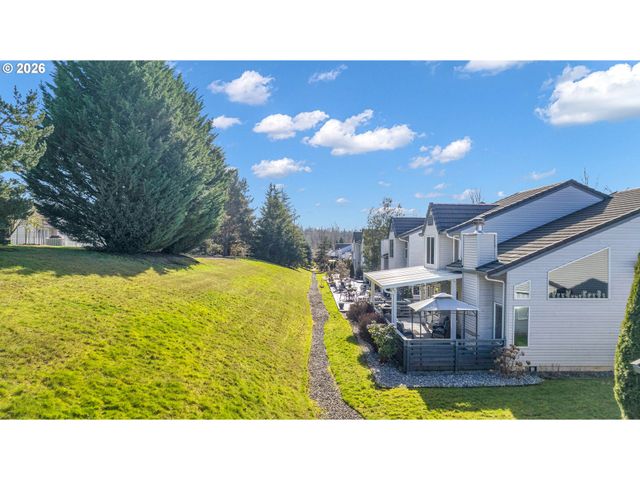 2217 Ne 179TH St F11, Ridgefield, WA 98642