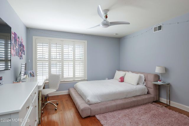 301 16th Avenue, Lake Como, NJ 07719