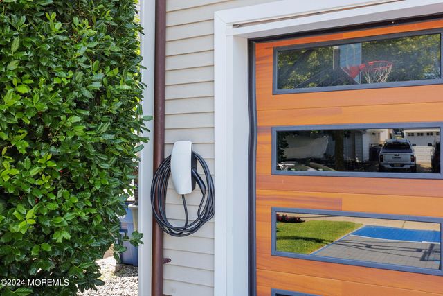 301 16th Avenue, Lake Como, NJ 07719