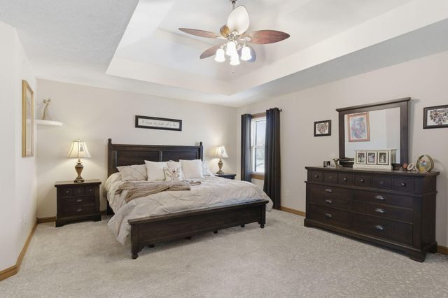 1551 W Pheasant Run Street, Springfield, MO 65810