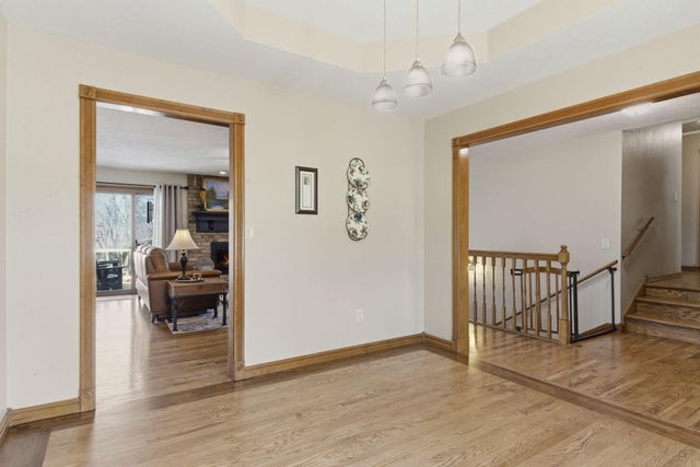 1551 W Pheasant Run Street, Springfield, MO 65810