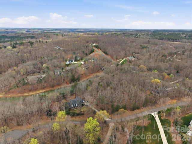 130 Harborgate Drive, Statesville, NC 28625