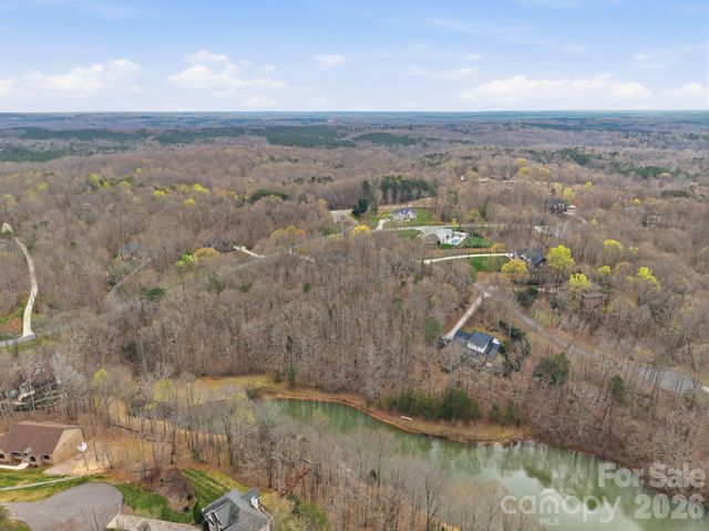 130 Harborgate Drive, Statesville, NC 28625