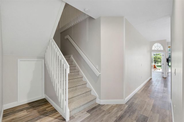 576 W Palm Aire Drive, Pompano Beach, FL 33069