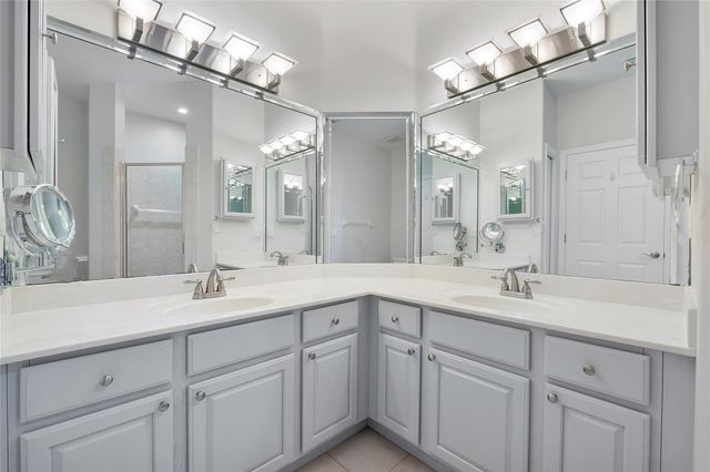 576 W Palm Aire Drive, Pompano Beach, FL 33069